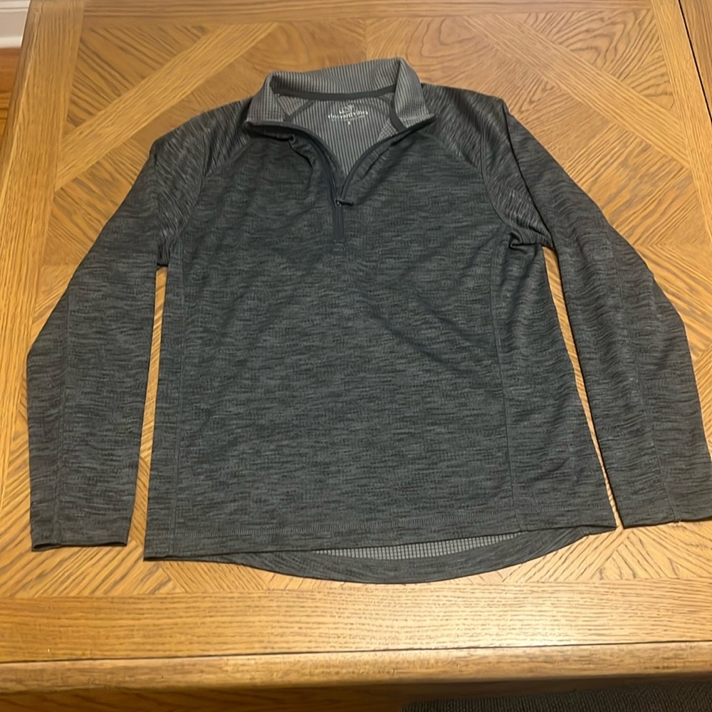 Vineyard Vines Men’s quarter zip